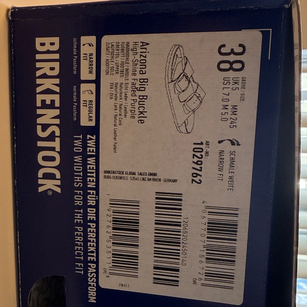 Birkenstock Buckle Natural Leather Patent High-Shine Faded Purple. - Picture 11 of 11